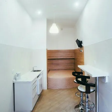 アパート On Kulisha 29 -mini Economy In The Part Of