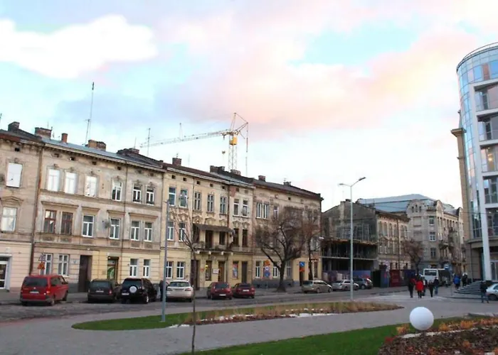 On Kulisha 29 -mini Economy In The Part Of Apartamento *