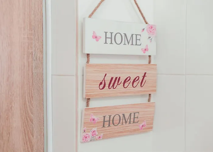 On Kulisha 29 -mini Economy In The Part Of Apartamento